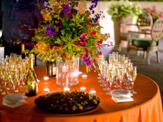 Table with glasses at the Mann