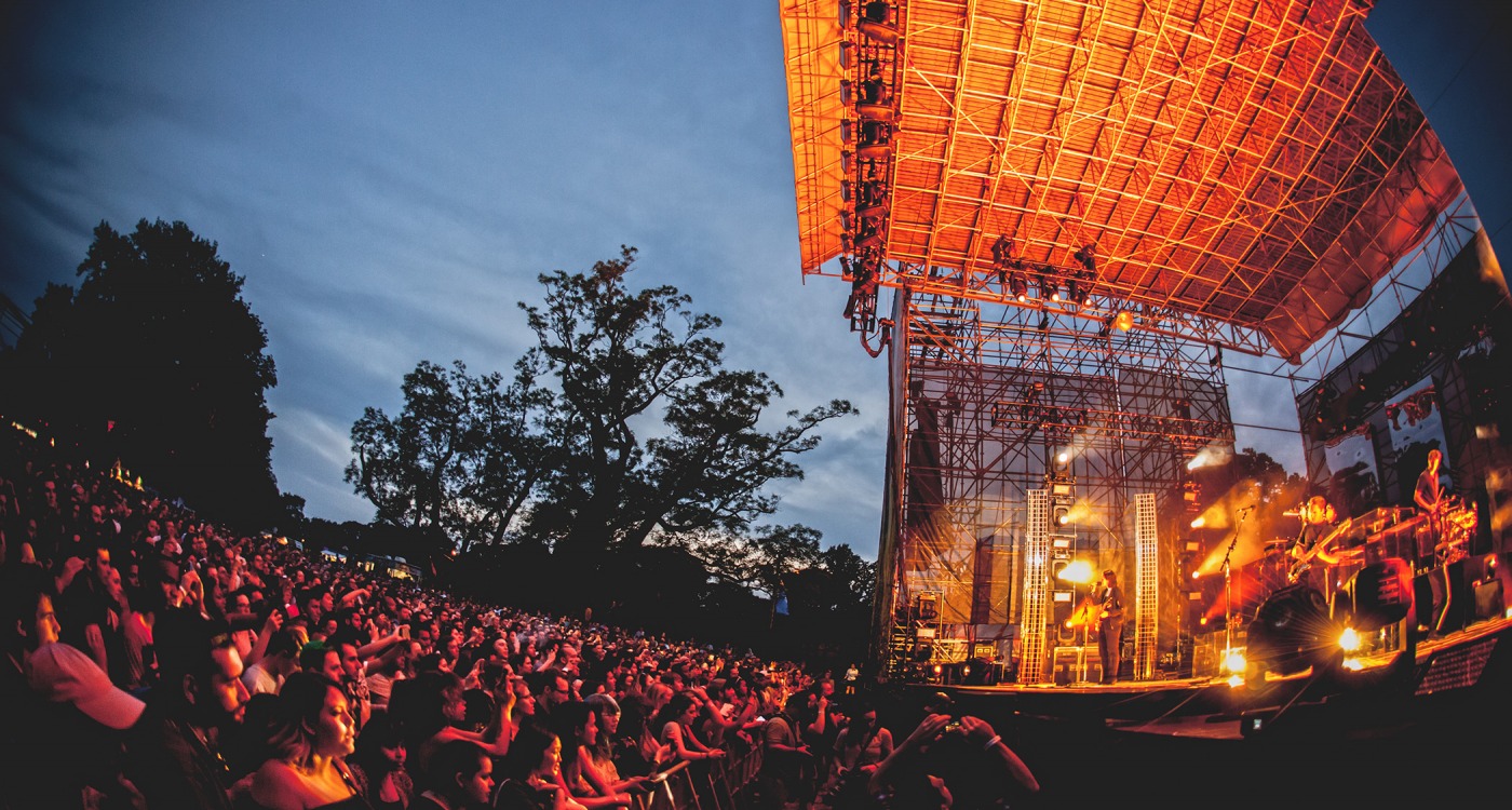 The xx skyline stage